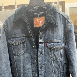 Brand New Levi’s jeanB fleece black Bomber jacket size S